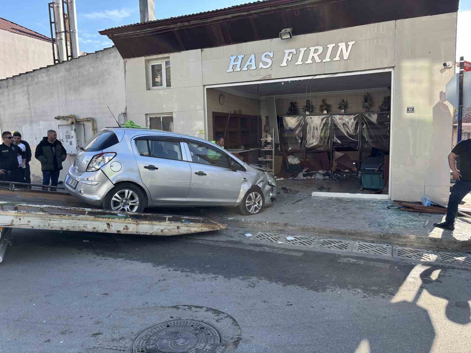 firina dalan otomobil ortaligi savas alanina cevirdi o anlar kamerada 4 nTncH6rQ