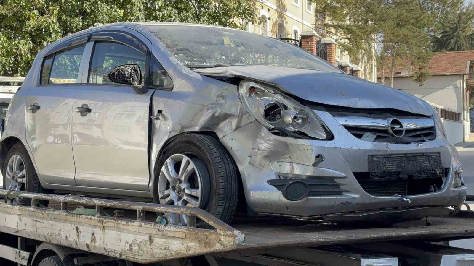 firina dalan otomobil ortaligi savas alanina cevirdi o anlar kamerada 8 twPAa4bb