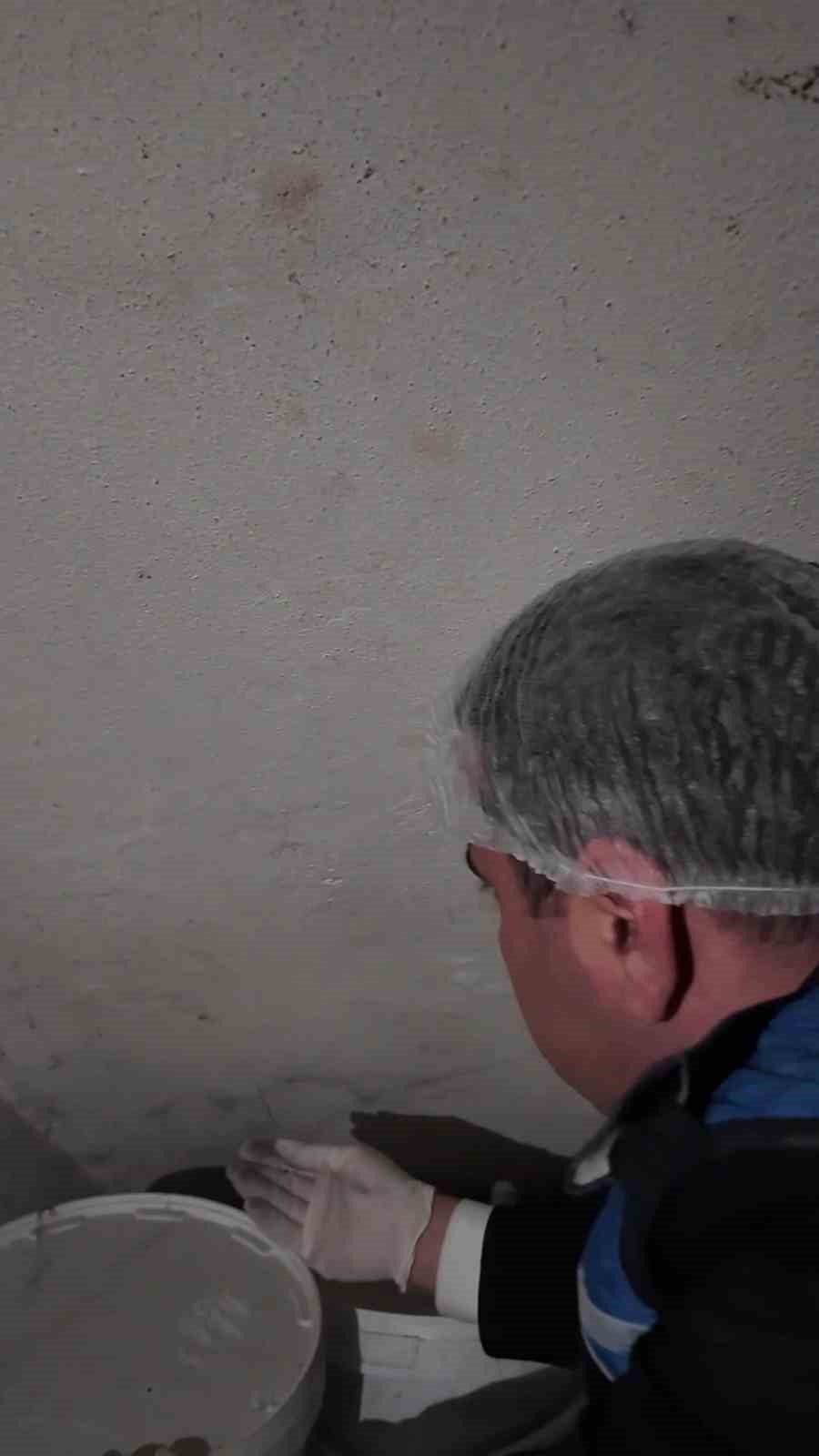 Fırında ortaya çıkan görüntülere tepki gösteren zabıta müdürü: "Fareyi geçtim, yılan çıkacak diye korkuyorum" 6 firinda ortaya cikan goruntulere tepki gosteren zabita muduru fareyi gectim yilan cikacak diye korkuyorum uwyNPm5F