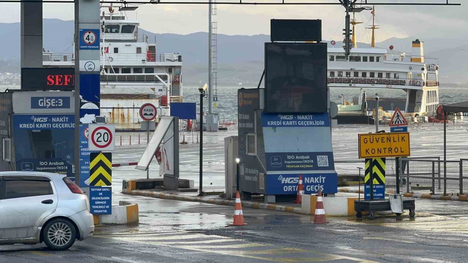firtina sebebiyle eskihisar topcular feribot seferleri durduruldu 7