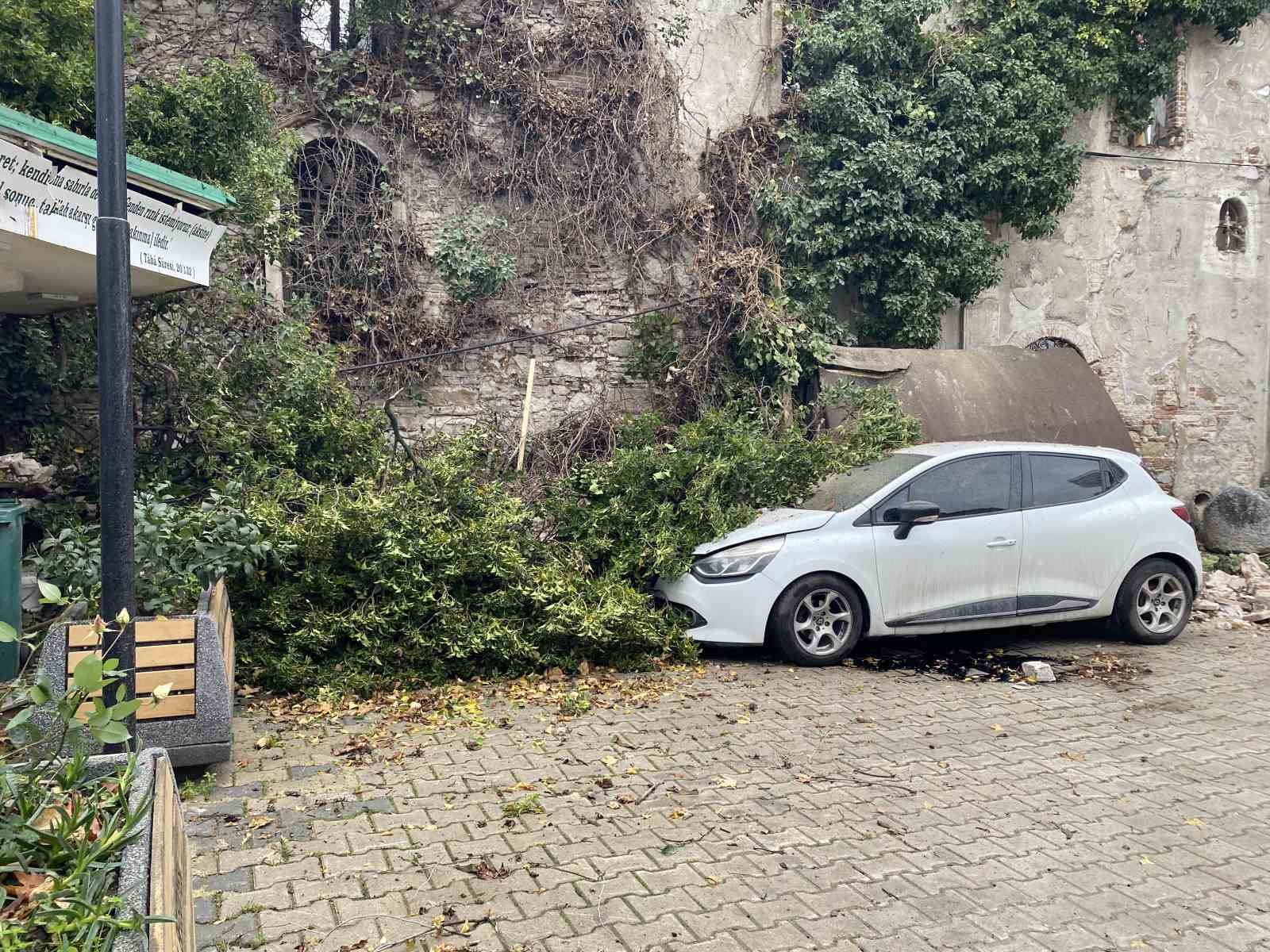 firtina tarihi kiliseyi de vurdu 2 uPIK7JhJ