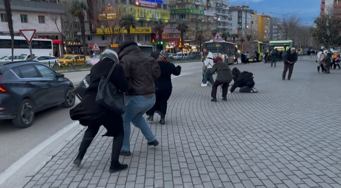 firtinada ucmamak icin yerlere boyle yattilar 0 37KplMhb