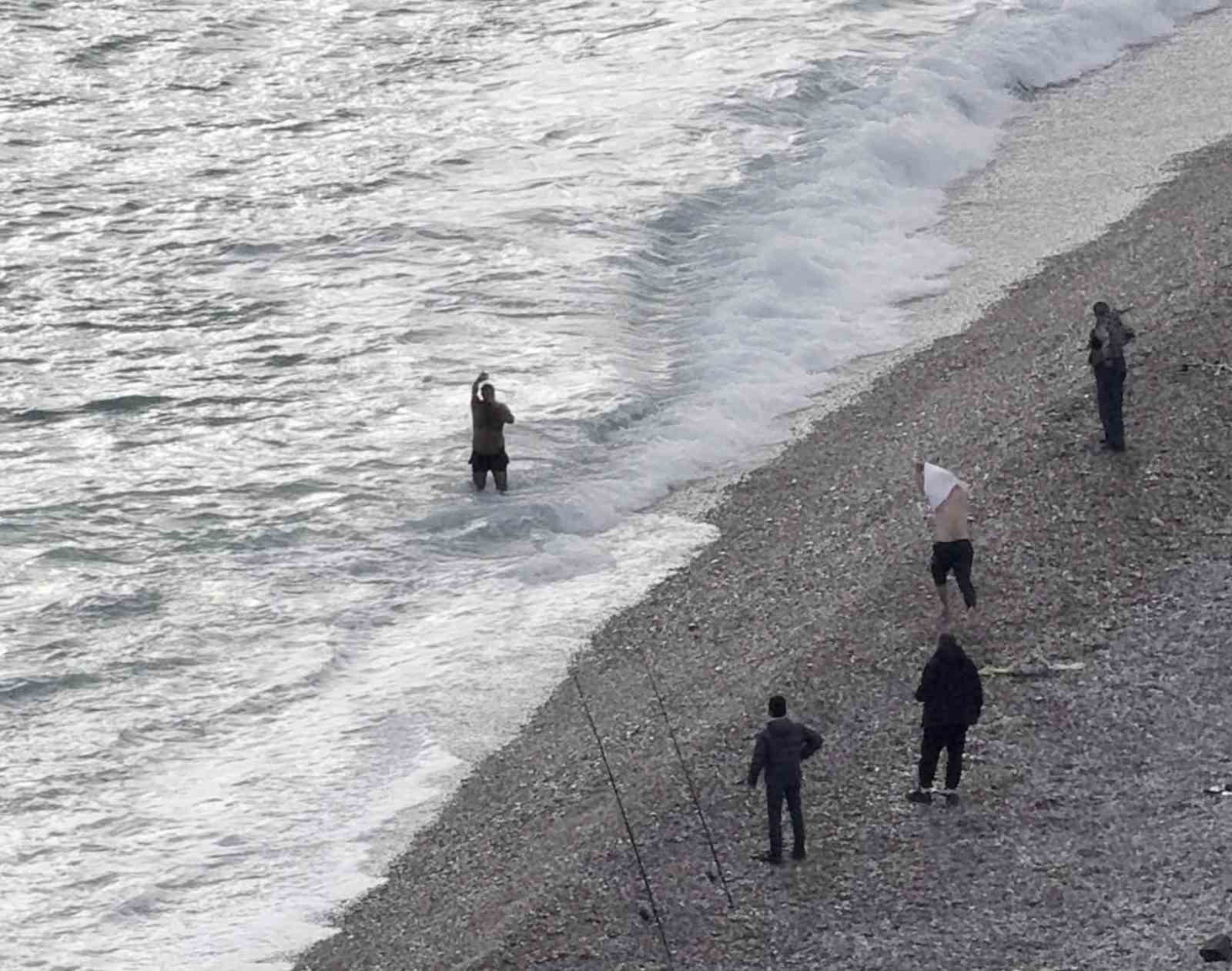 firtinali havada denizde can pazari 2 Ha2aKUd3