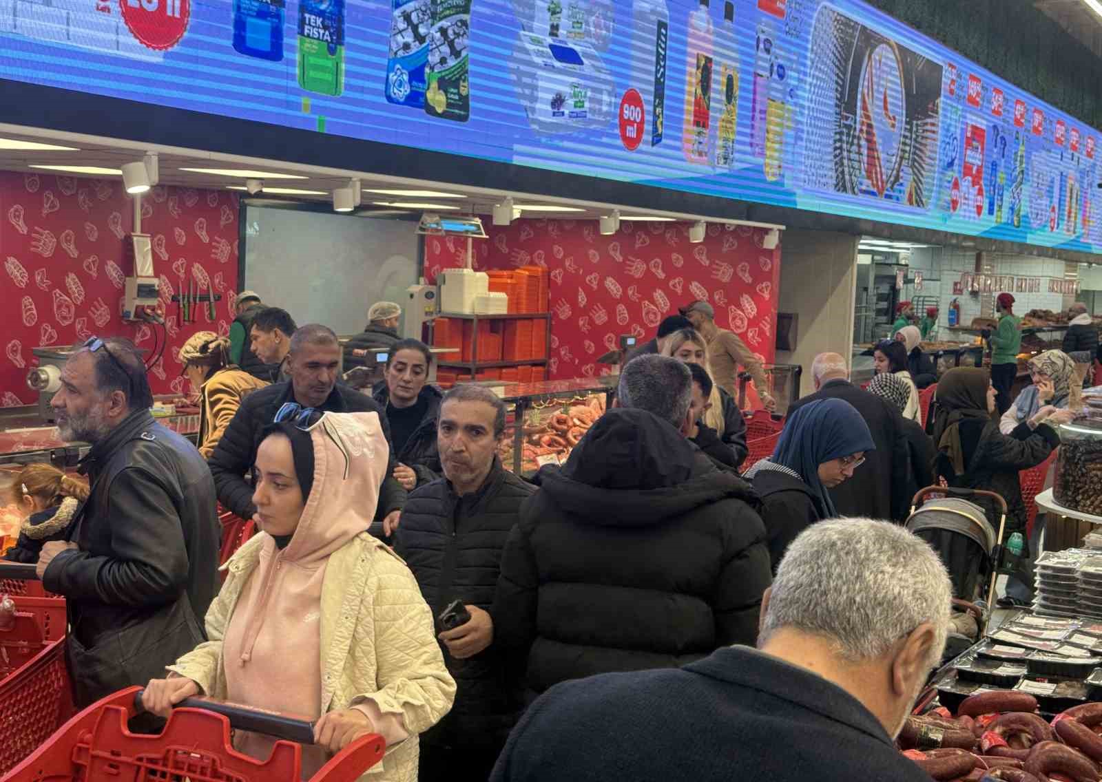 fiyati yari yariya dusen ete hucum ettiler 1 WczHYTQn