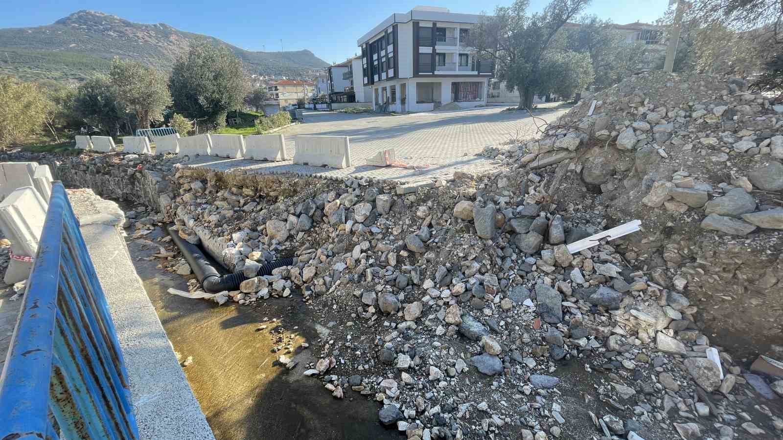 focada belediye calismasi cileye donustu mahalle ikiye bolundu 4 584wns6a