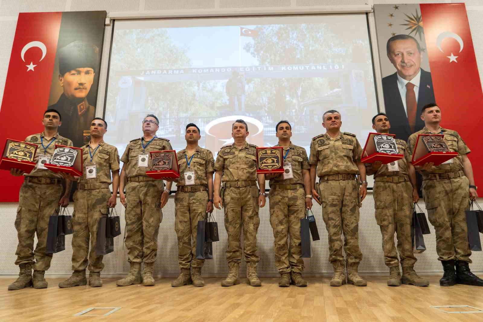 focada nefes kesen final jandarmanin sampiyon nisancilari kozlarini paylasti 25 DVNRvk6j