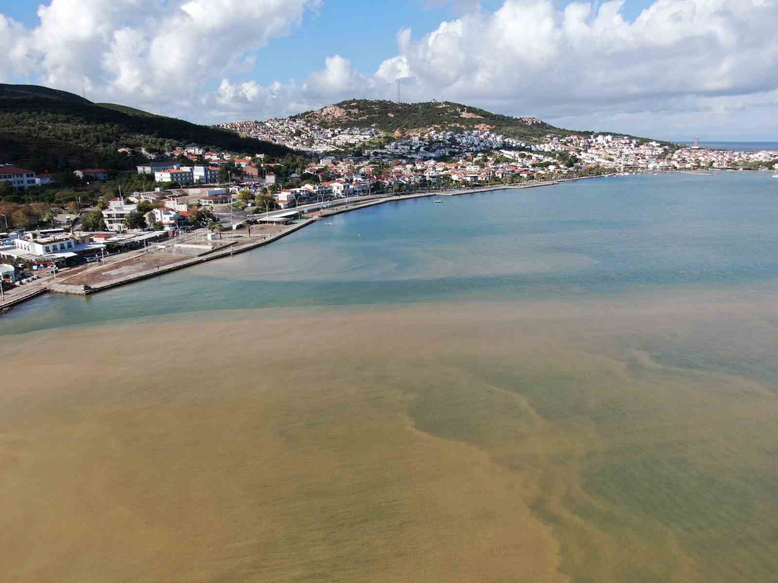 focada sel sulari denizin rengini degistirdi 3