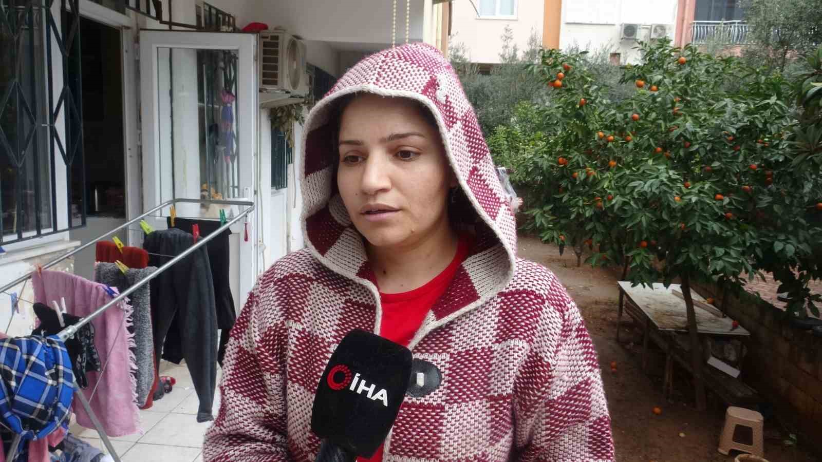 foseptik cukuruna dusen genc kiz yardim cigliklarina kosan vatandaslar tarafindan kurtarildi 5 uY88Sssp