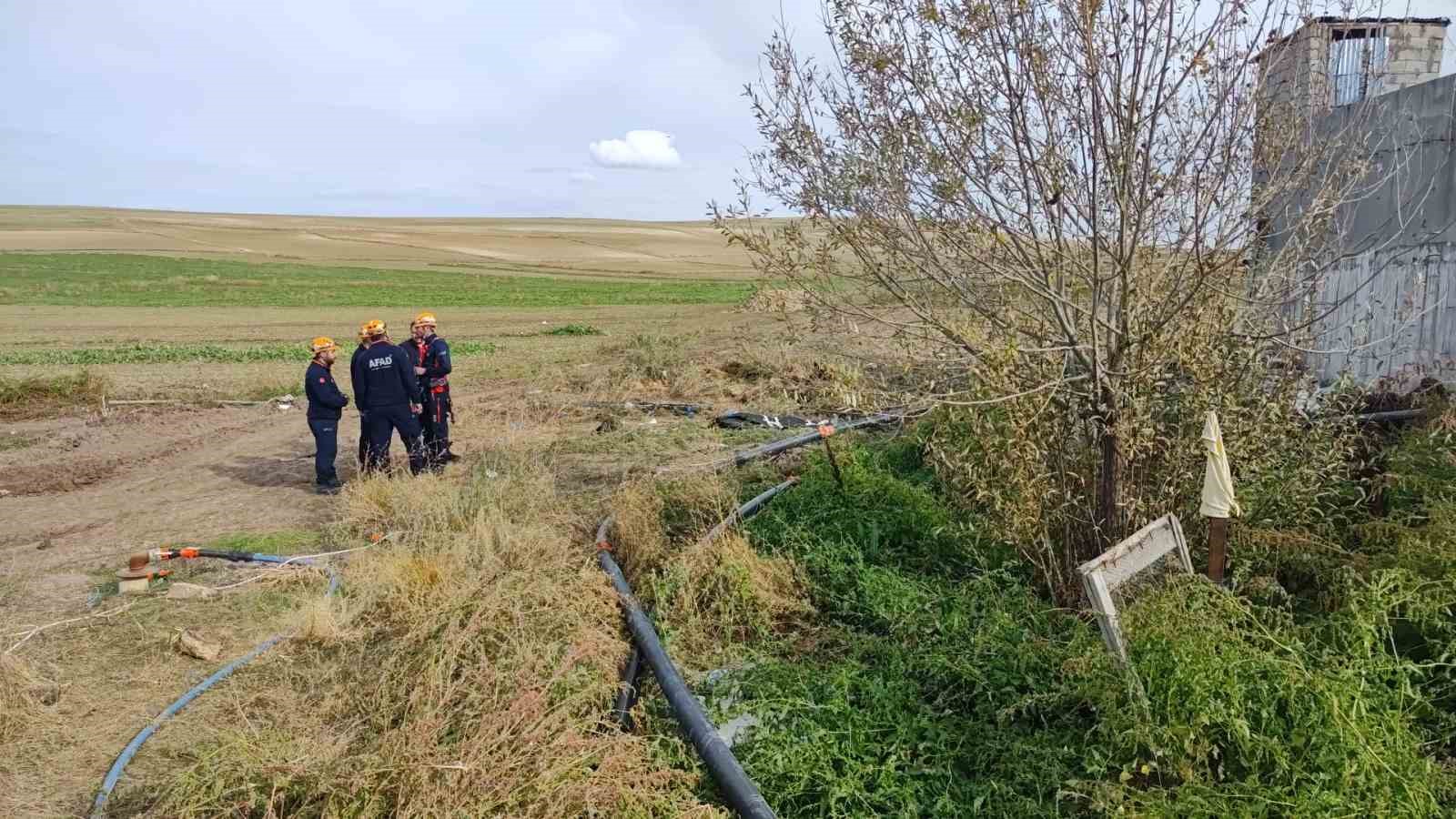 fosseptik cukuruna dusen 2 kisiden 1i oldu 0 GfuFSSIl