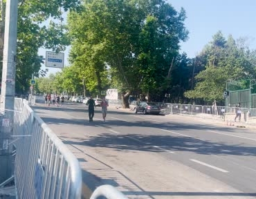 fransa-cumhurbaskani-macron-ankarada-kosu-yapti-Jw7Av3NG.jpg