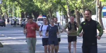 fransa-cumhurbaskani-macron-ankarada-sabah-kosusunu-yapti-eTdU9rZk.jpg