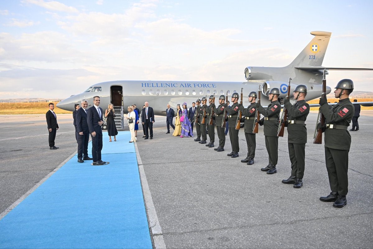 Fransa Cumhurbaşkanı Macron ve Yunanistan Başbakanı Miçotakis Ankara’da 4 fransa cumhurbaskani macron ve yunanistan basbakani micotakis ankarada 0 OsHkSJDn