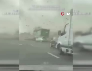 fransada-siddetli-firtina-2-kisi-oldu-53-bin-ev-elektriksiz-kaldi-nIChmKpp.jpg