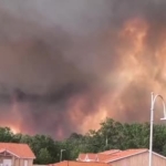 fransanin-gironde-ilindeki-orman-yanginlarinda-tahliye-sayisi-44-bine-yukseldi-k9sKlGnD.jpg