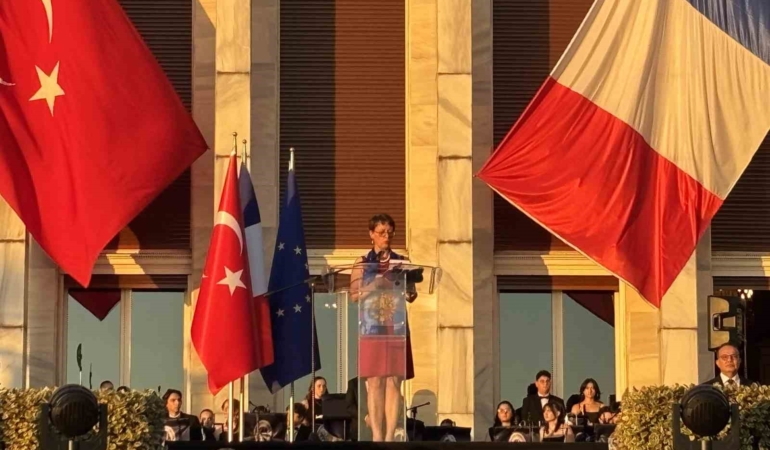 fransanin-ulusal-gunu-ankarada-resepsiyonla-kutlandi-L3tNmlUz.jpg