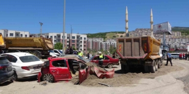 freni-bosalan-kamyon-7-araca-carpti-6-yarali-HUD4lVzx.jpg