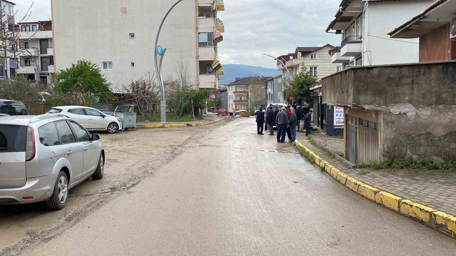 freni bosalan kamyon dehset sacti yasli adam feci sekilde can verdi 4 UEWejzaP