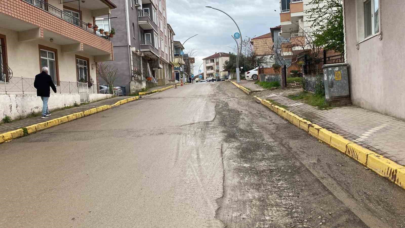 freni bosalan kamyon dehset sacti yasli adam feci sekilde can verdi 5 5ztjrvcV