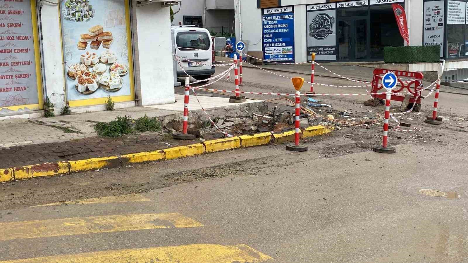 freni bosalan kamyon dehset sacti yasli adam feci sekilde can verdi 7 KApV8e63