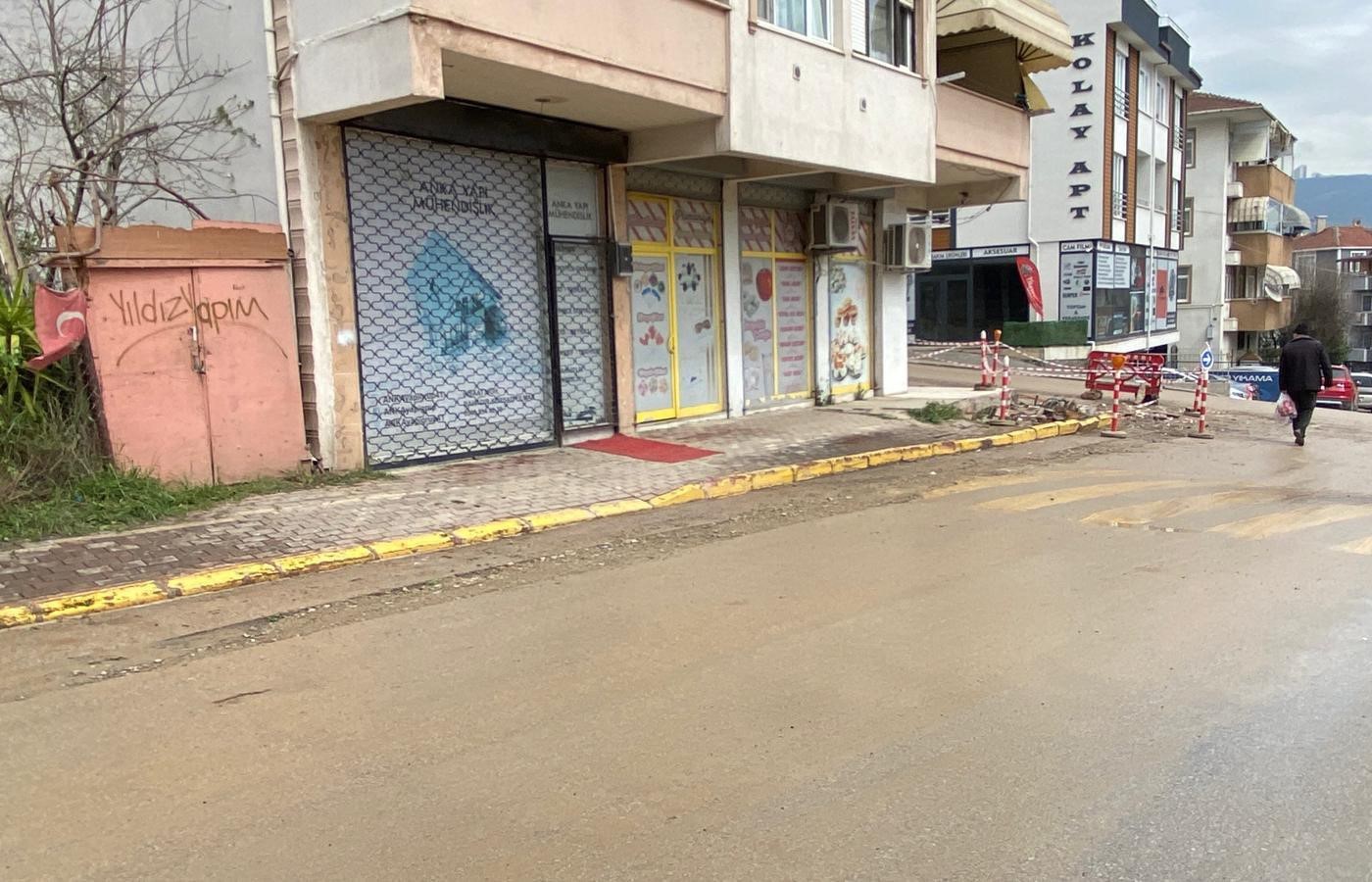 freni bosalan kamyon dehset sacti yasli adam feci sekilde can verdi 8 cCGsRYX9