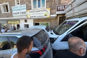 Samsun’da 3 kişinin yaralandığı bıçaklı kavgada 1 kişi adliyeye sevk edildi 2 thumbnail