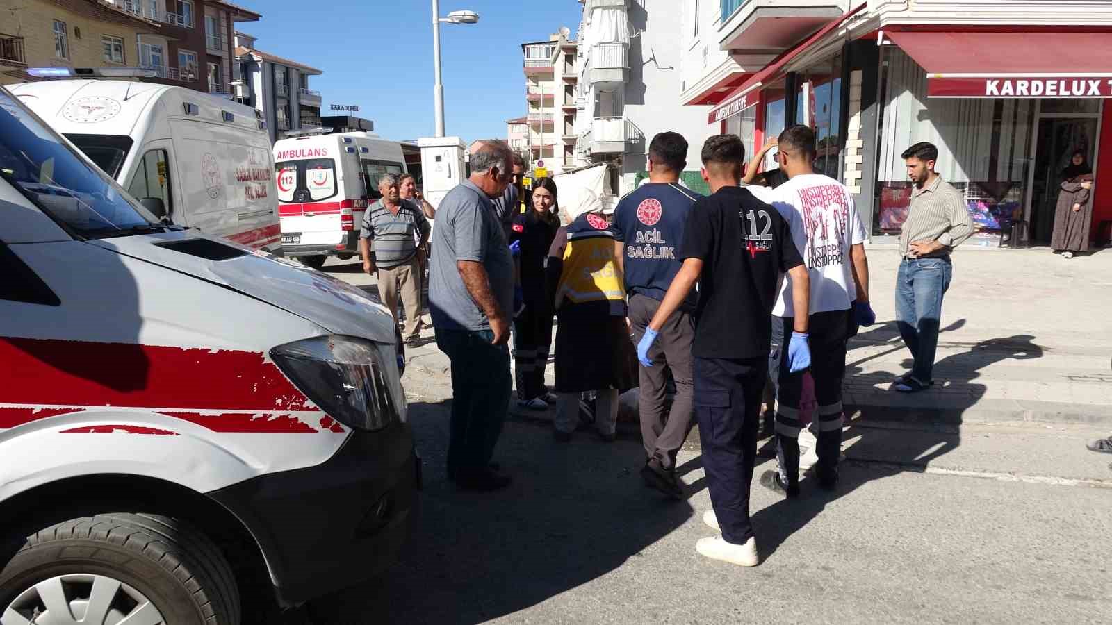Freni boşalan minibüs dehşet saçtı: 7 yaralı 7 freni bosalan minibus dehset sacti 7 yarali 3 ja3LHeVE