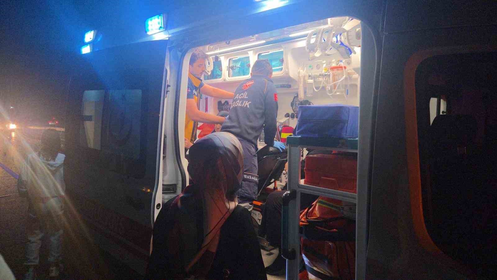 Freni boşalan otomobil yolcu otobüsüyle çarpıştı 5 freni bosalan otomobil yolcu otobusuyle carpisti 1 5znuqr3g
