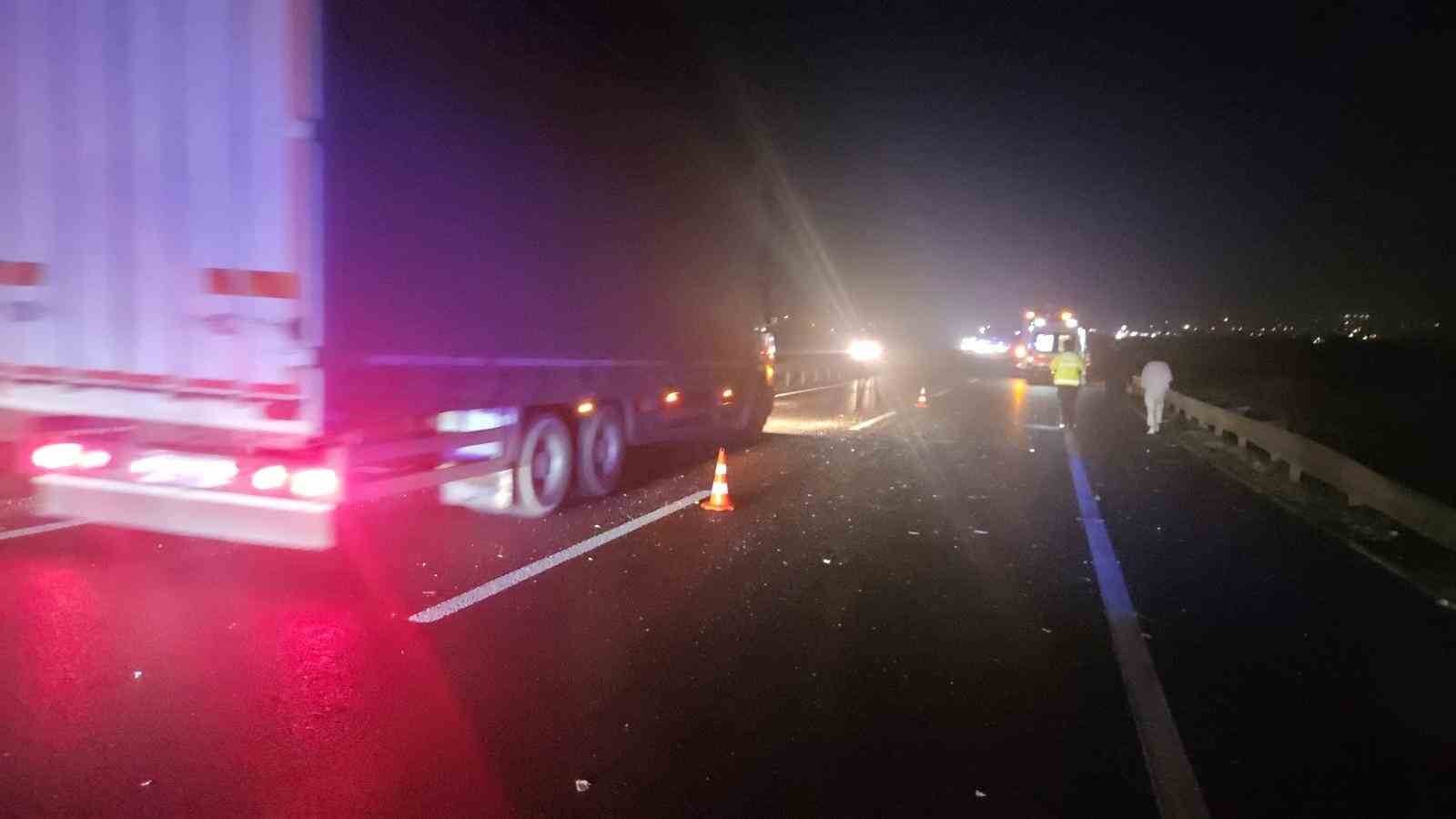 Freni boşalan otomobil yolcu otobüsüyle çarpıştı 8 freni bosalan otomobil yolcu otobusuyle carpisti 4 bLUtltAQ