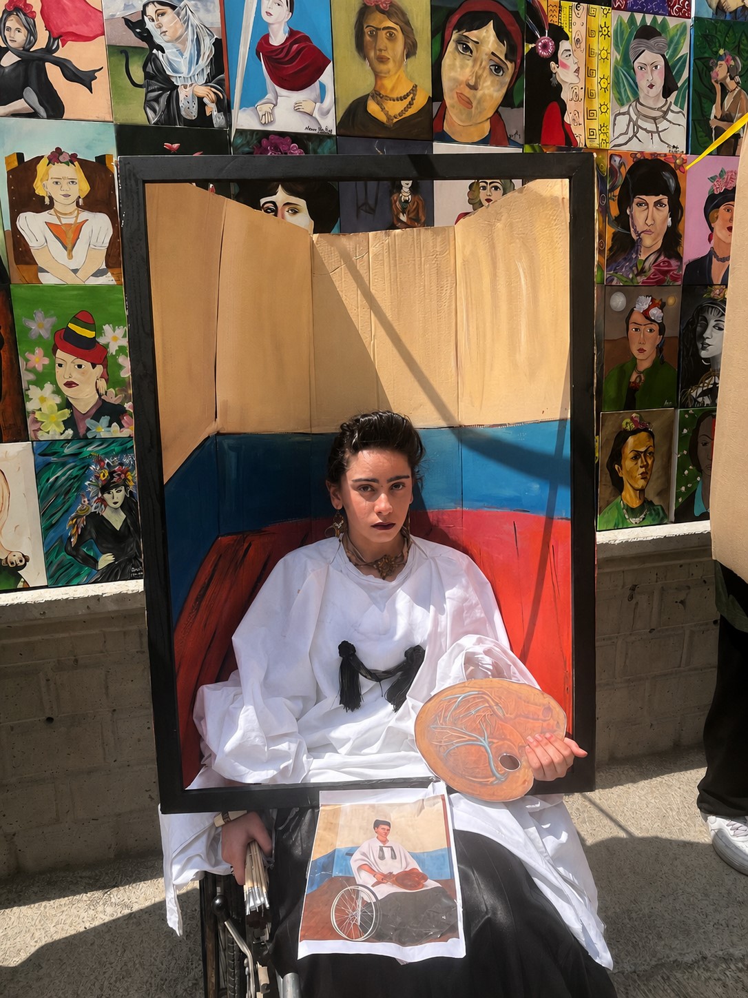 frida kahlonun eserleri bursada canli tabloya donustu 2 HU7I9HHf