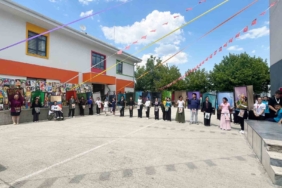 frida-kahlonun-eserleri-bursada-canli-tabloya-donustu-p1R3pjqk.jpg