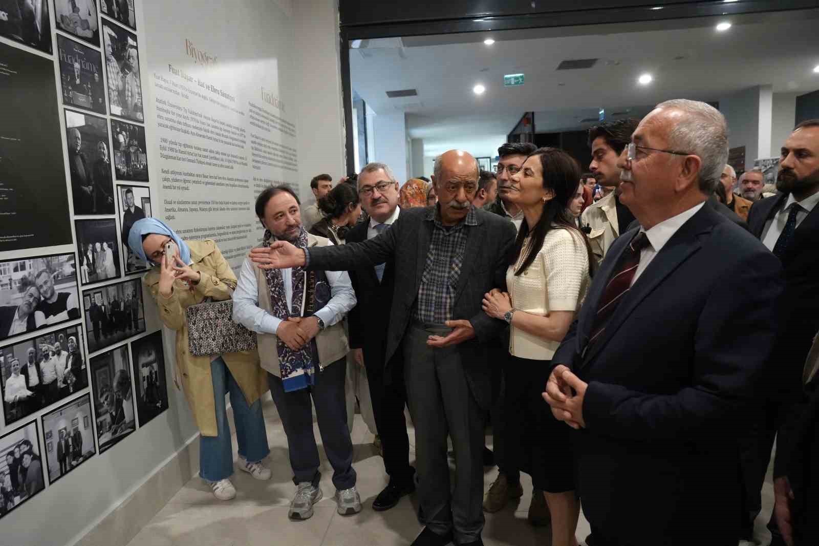 fuat basar ve sekiz kusak ogrencilerinin eserleri fuadname hat ve ebru sergisine bulustu 5 XJQXW23e