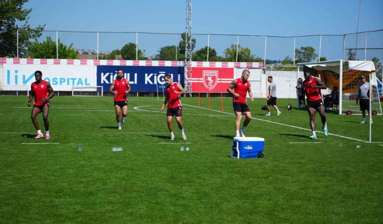 fuat-capa-defans-ve-orta-sahaya-takviye-yapacagiz-cdn8KkWK.jpg