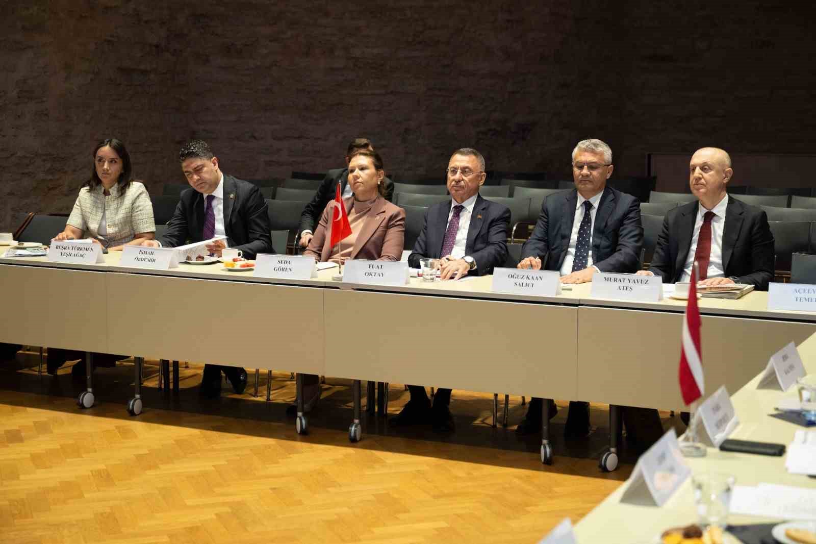 Fuat Oktay: "Rusya-Ukrayna savaşından dolayı ciddi bir endişe içerisindeler" 6 fuat oktay rusya ukrayna savasindan dolayi ciddi bir endise icerisindeler 2 dc7XzSYy