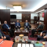 fuat-oktaydan-bbp-genel-baskani-desticiye-anlamli-ziyaret-EyY8AfPT.jpg