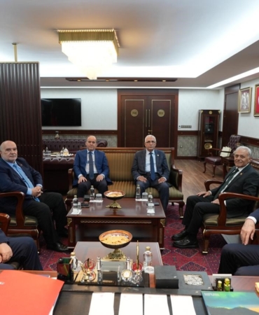 fuat-oktaydan-bbp-genel-baskani-desticiye-anlamli-ziyaret-EyY8AfPT.jpg
