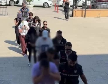 fuhus-operasyonunda-meyveli-sifreleme-oyununu-polis-bozdu-m66pUKpq.jpg