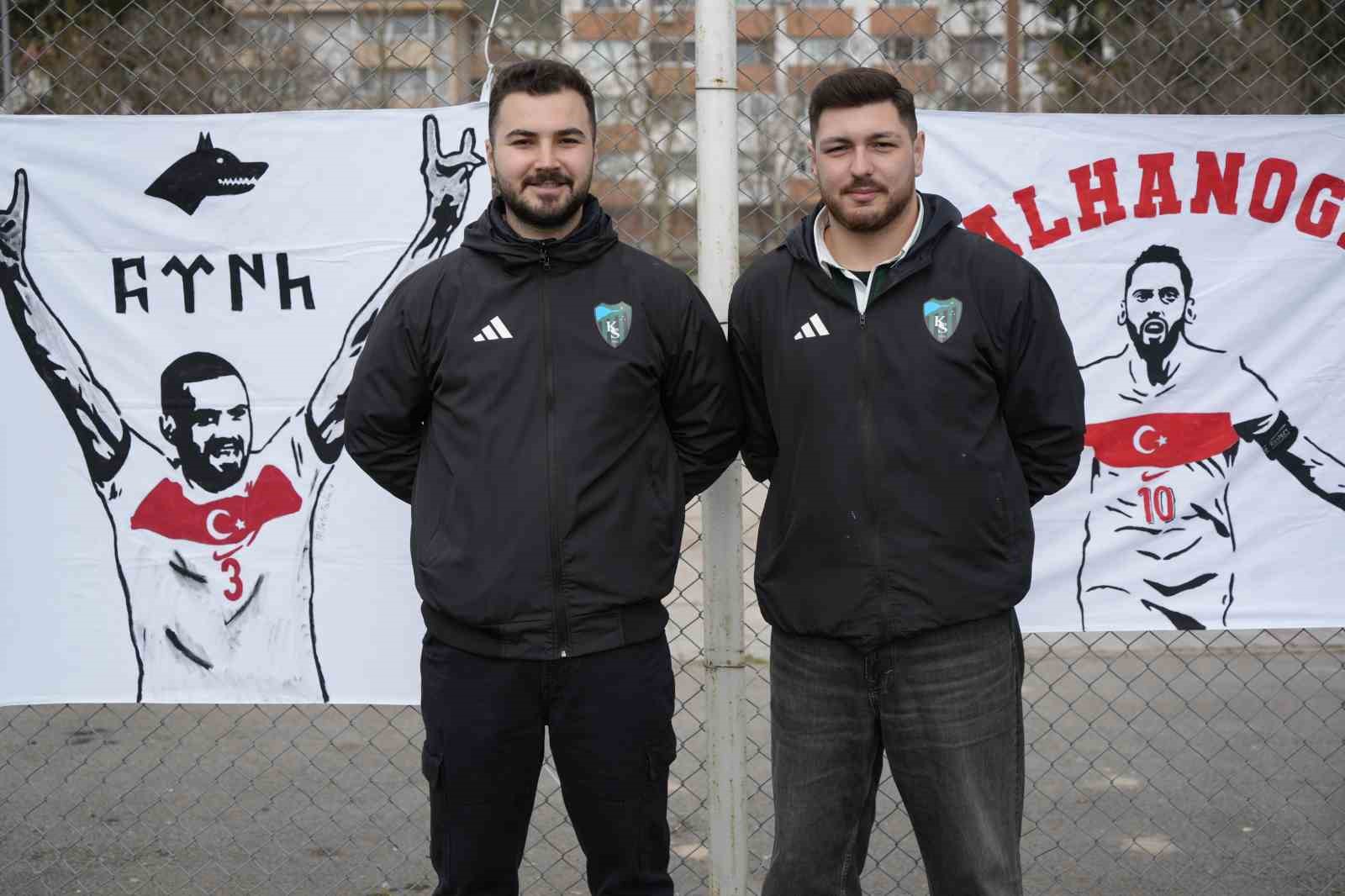 futbolcu olamadilar ama tribunleri pankartlariyla renklendiriyorlar 12 mH8DjPZZ