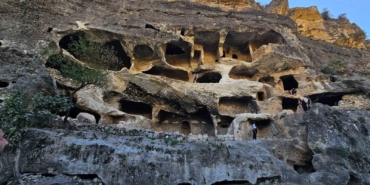 gabar-dagindaki-sakli-cennet-7-katli-apartman-magarasi-wi7dfDXv.jpg