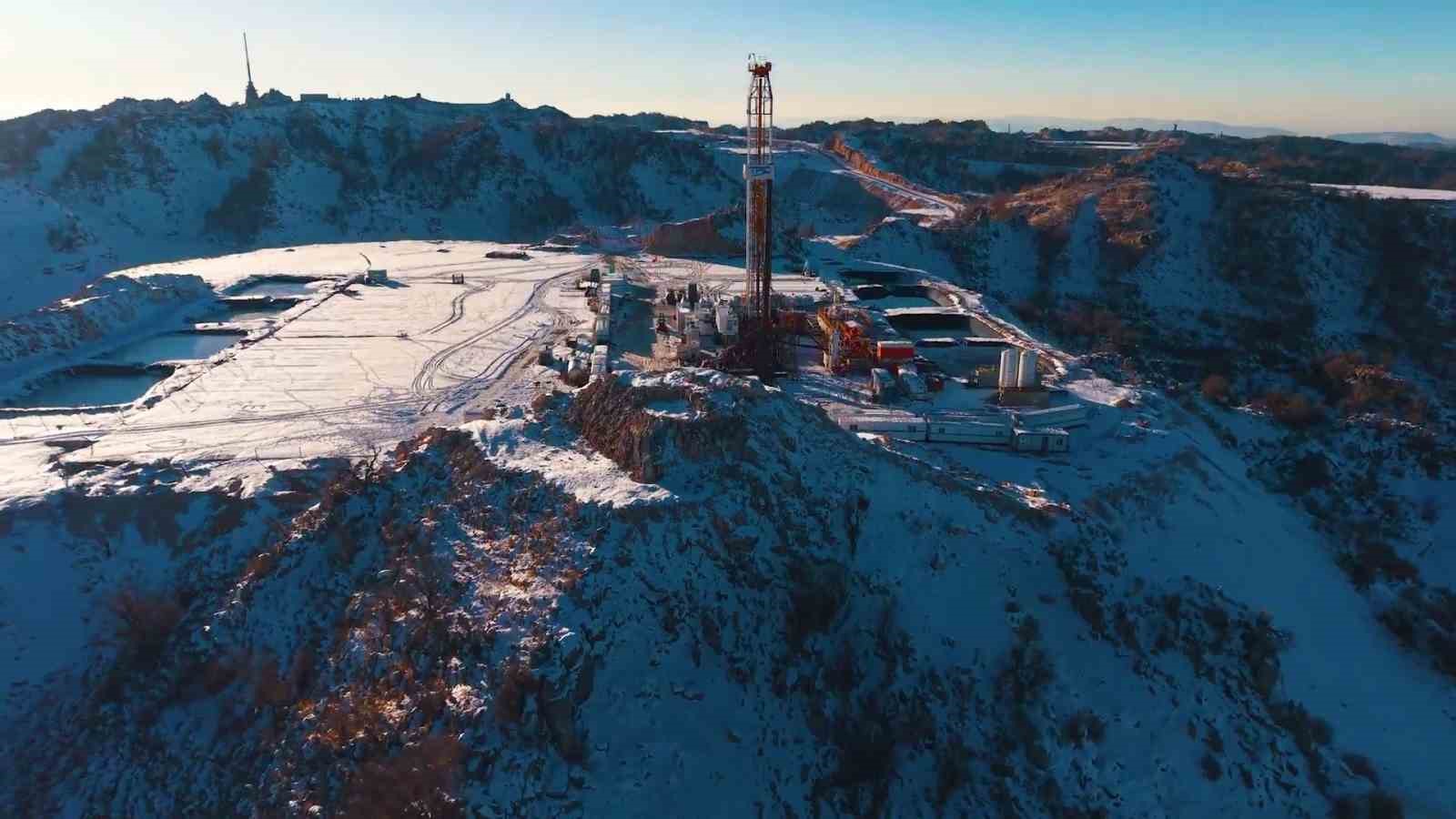 gabarda dondurucu sogukta rekor uretim gunluk 81 bin varil petrol 1 AXb2TiCp