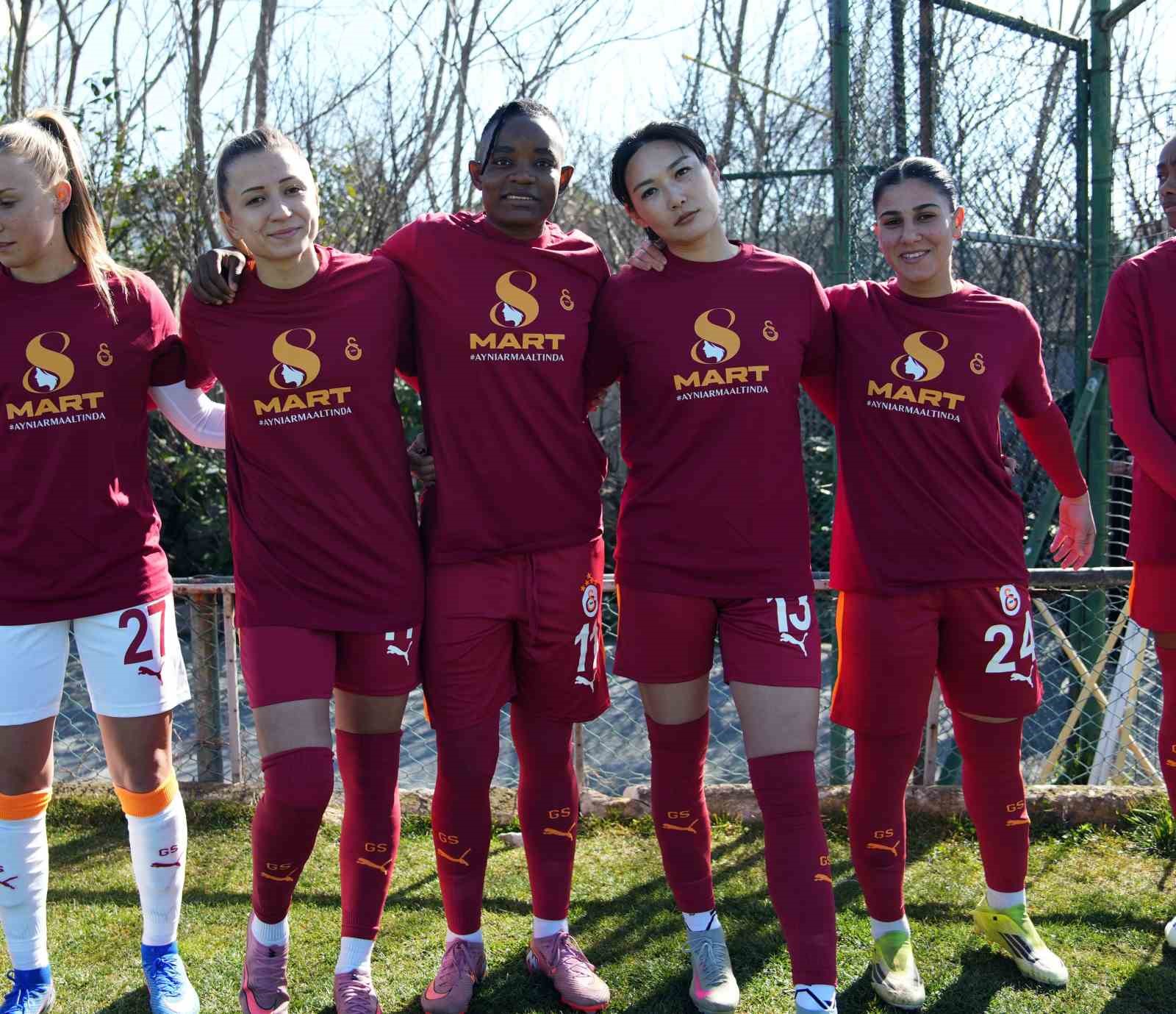 galatasaray 8 mart dunya emekci kadinlar gunu etkinligi duzenledi 1 UTUggdDb