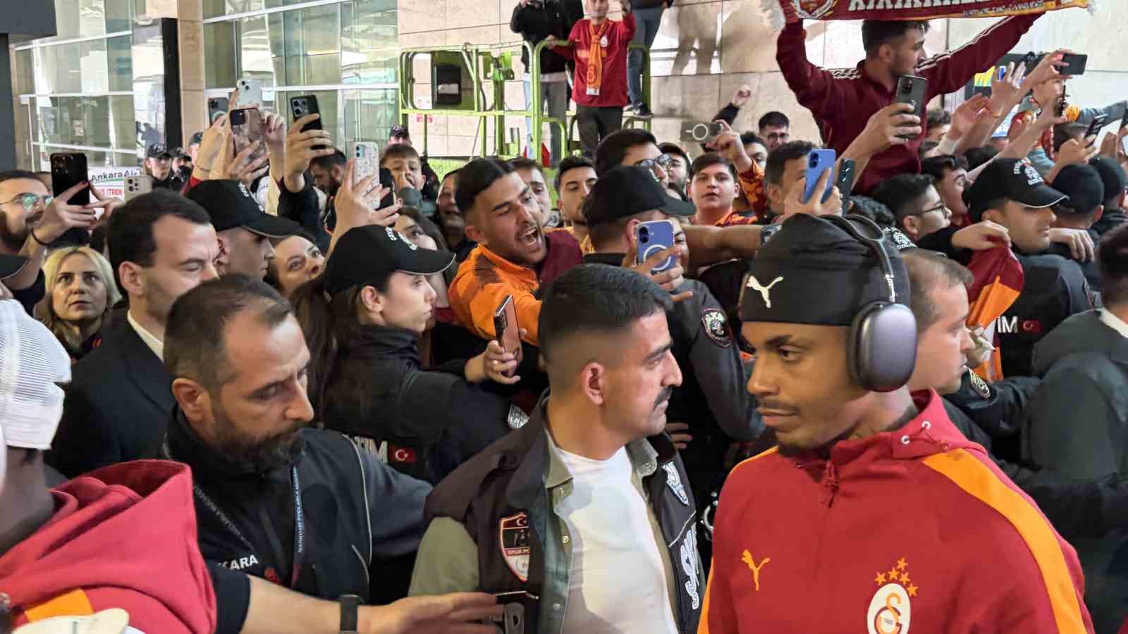 galatasaray ankarada 3 LvTGPJ1L