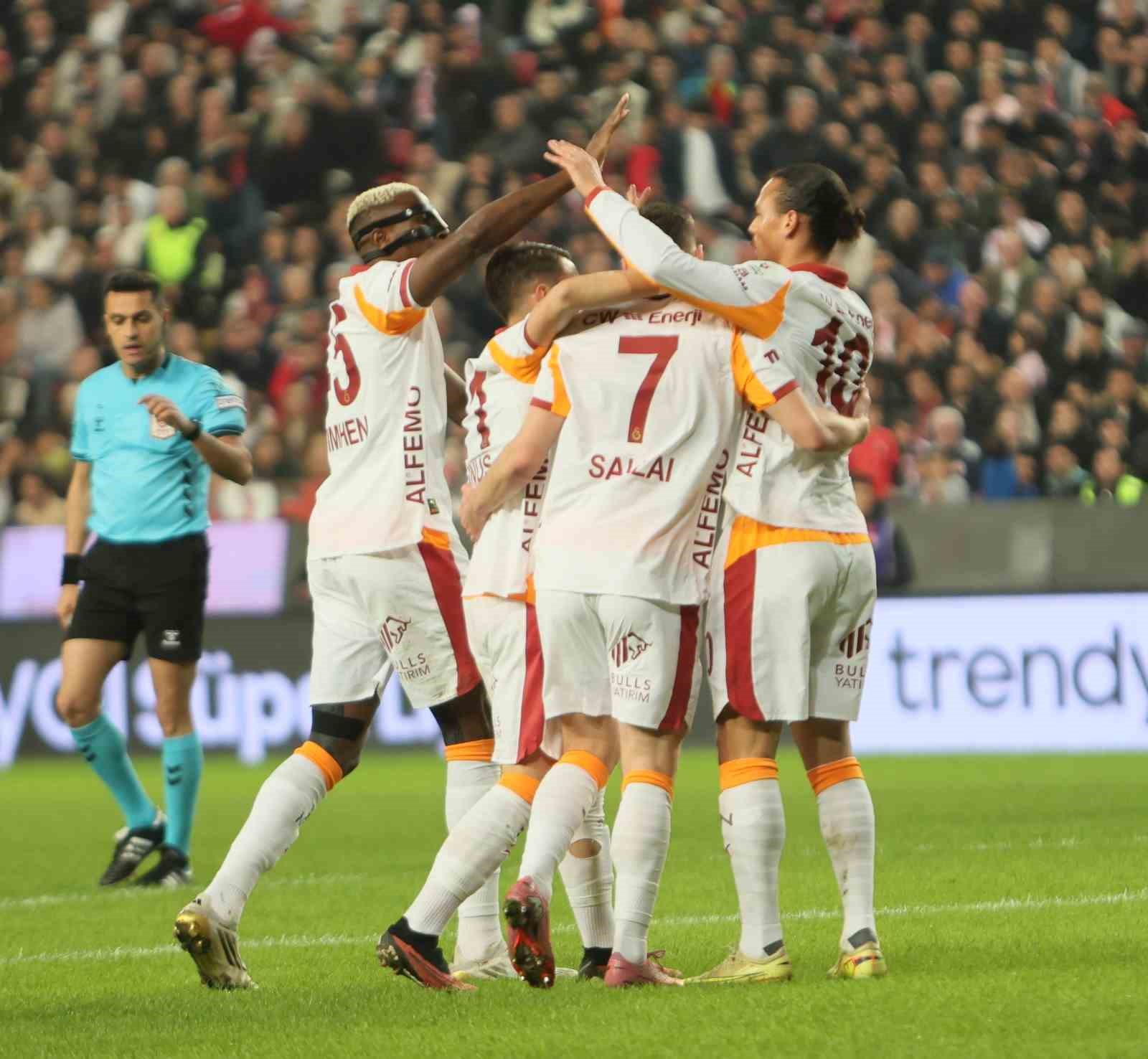 Galatasaray, Antalyaspor’a karşı yenilmezlik serisini 19 maça çıkardı 4 galatasaray antalyaspora karsi yenilmezlik serisini 19 maca cikardi 0 WV7UUZv1