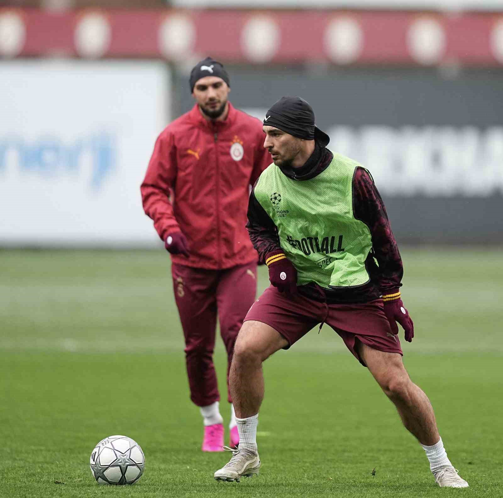 galatasaray atletico madrid maci hazirliklarina basladi 1 W6ZZKQwi