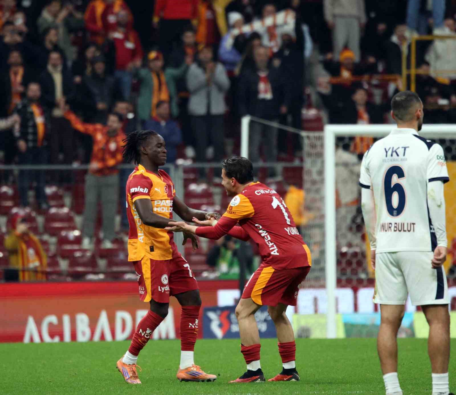 galatasaray basaksehire karsi ligdeki son 8 maci kazandi 0 w3eMMihL