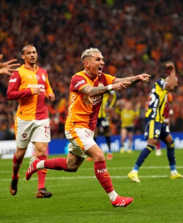 galatasaray-bu-sezon-ilk-kez-fenerbahceyi-yendi-XBsqhxIr.jpg