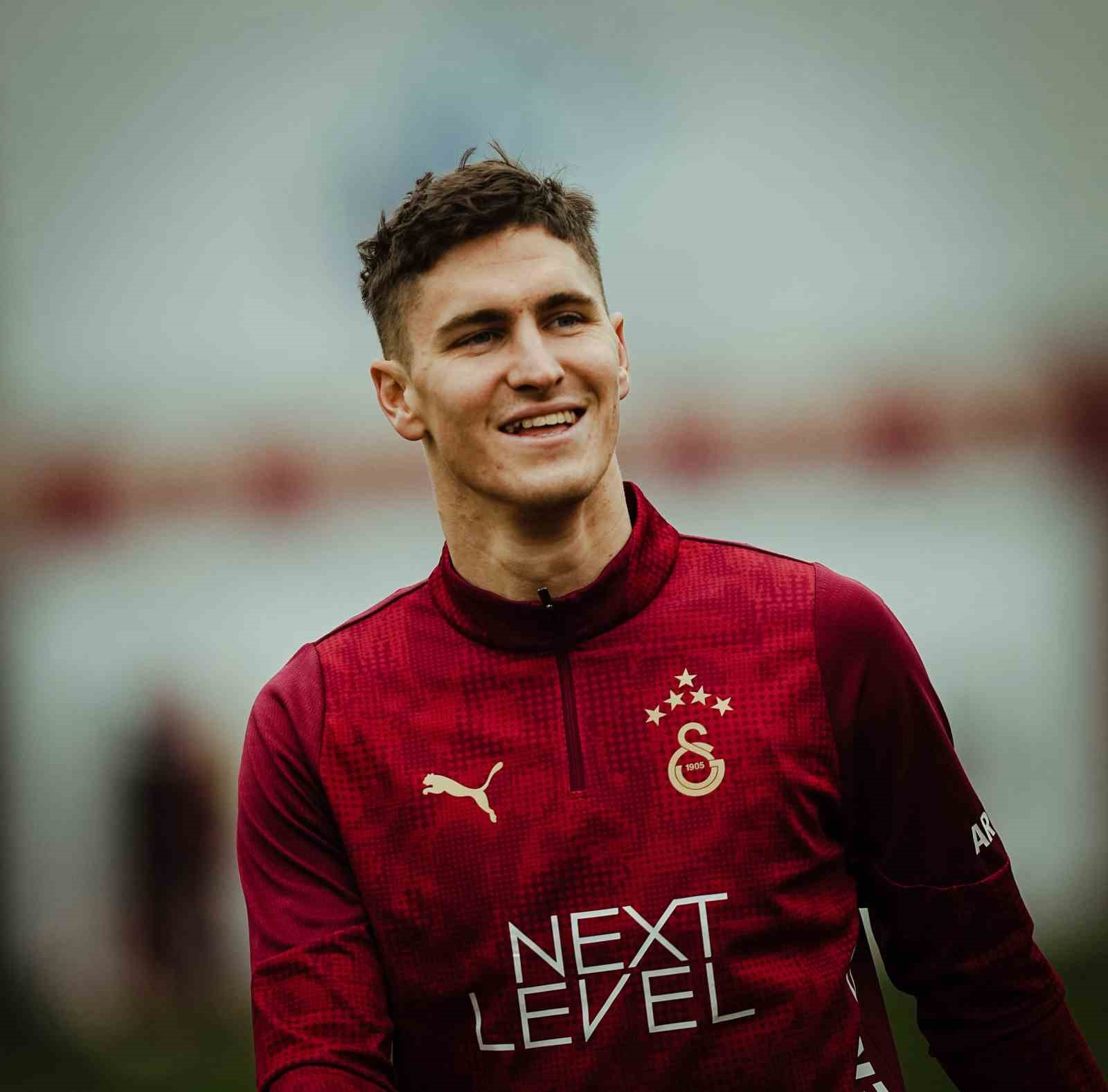 galatasaray caykur rizespor maci hazirliklarina basladi 0 YhIGFKJS