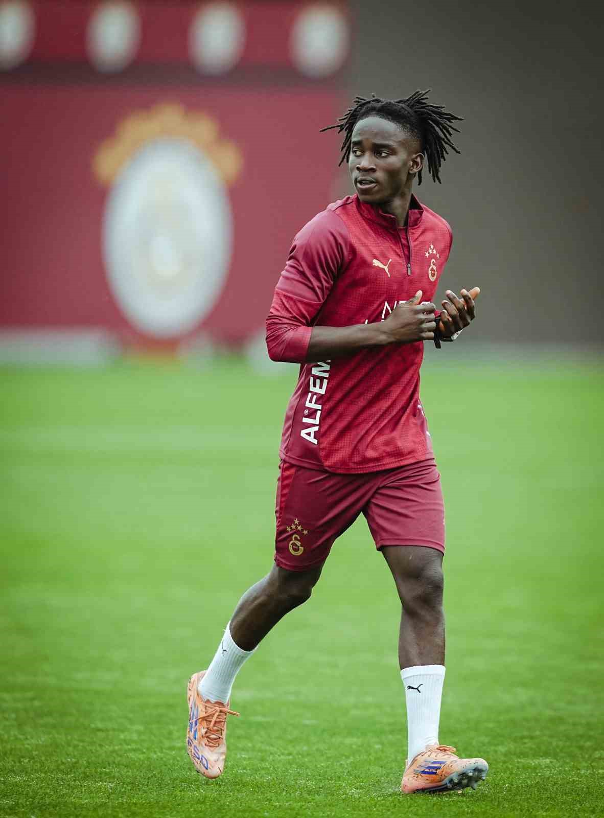 galatasaray caykur rizespor maci hazirliklarina basladi 4