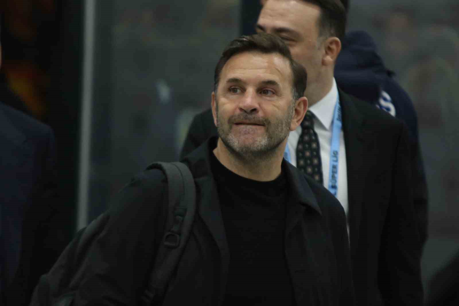 galatasaray eryaman stadina geldi 8 Jma2i8g6