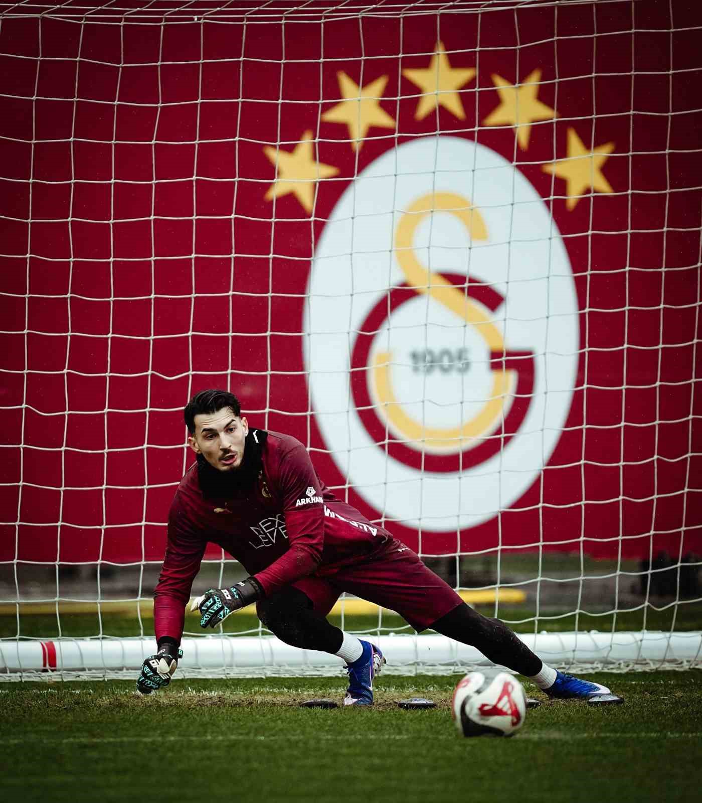 galatasaray eyupspor maci hazirliklarini tamamladi 2 ZCuzRbZq