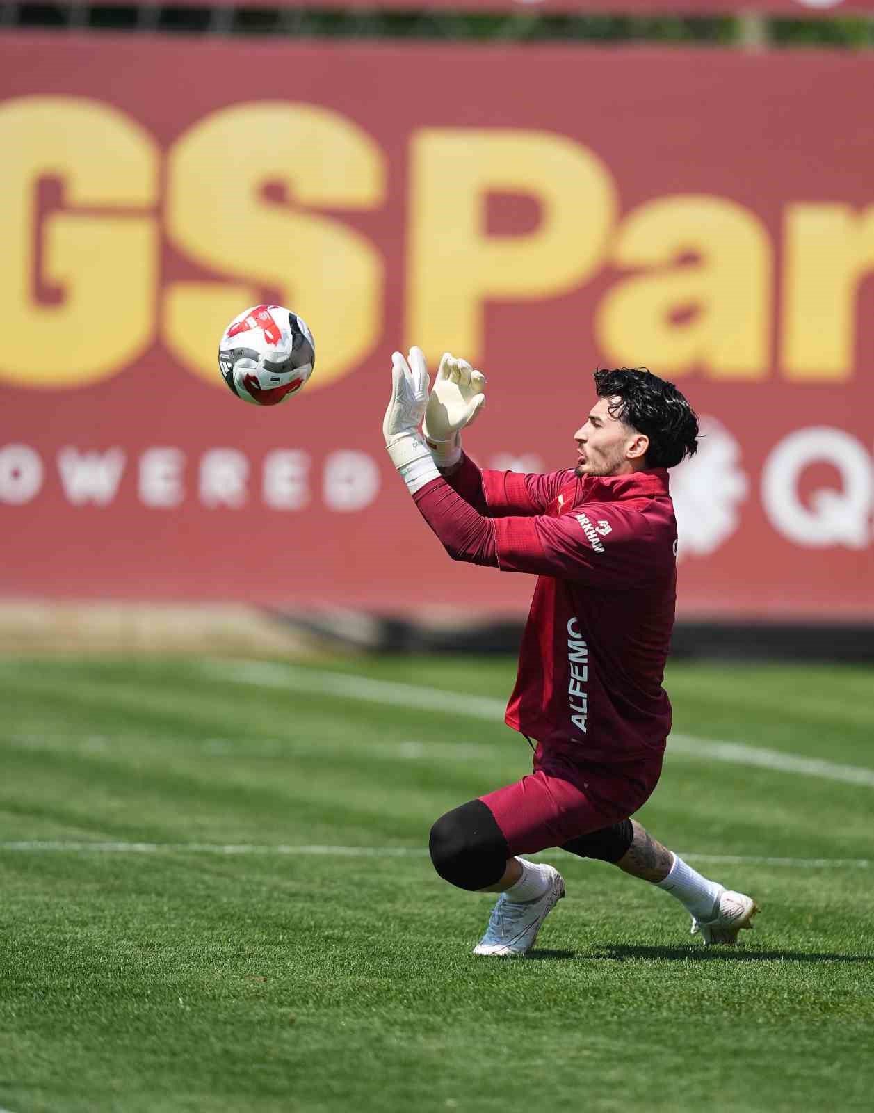 galatasaray fenerbahce derbisi hazirliklarina devam etti 1 QcPCfm8V